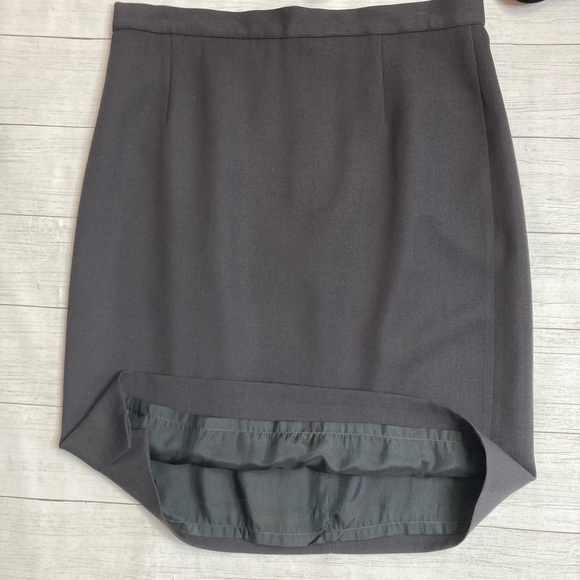 Emporio Armani Pencil Skirt - Picture 7 of 8